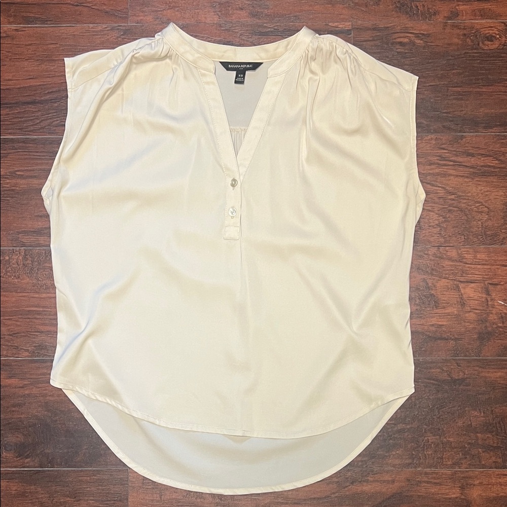 Banana Republic Ivory Blouse